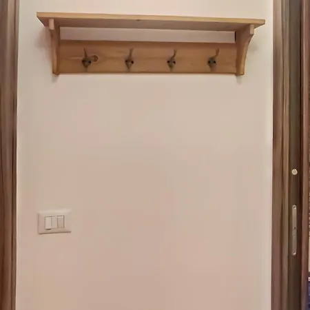 Torre Di Londra Διαμέρισμα Στρέσα